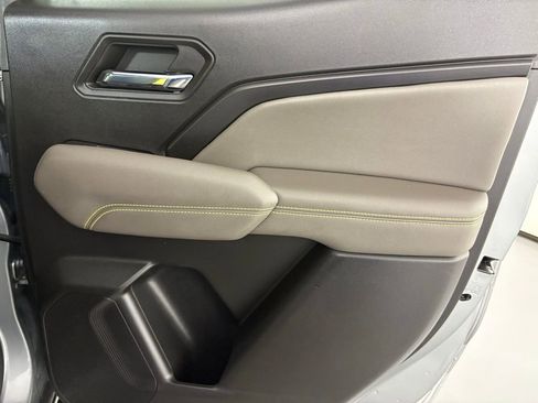 Used 2023 Chevrolet Colorado ZR2 w/ ZR2 Convenience Package III AWD/4WD image 52