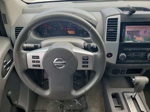 Used 2016 Nissan Frontier S RWD image 19