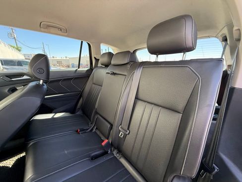Used 2022 Volkswagen Tiguan SE image 7