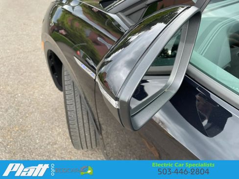Used 2023 Volkswagen ID.4 Pro S Plus AWD/4WD image 15