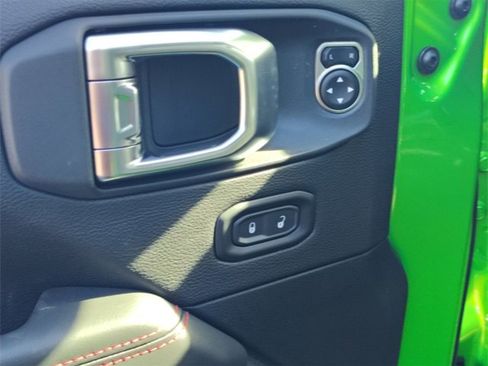 New 2026 Jeep Wrangler Unlimited Rubicon w/ Safety Group image 12