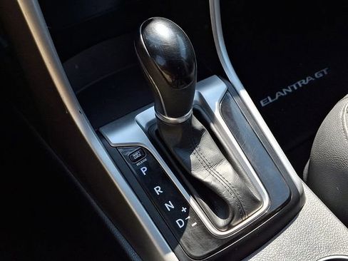 Used 2014 Hyundai Elantra GT w/ Option Group 03 image 15