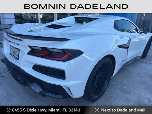 Used 2025 Chevrolet Corvette Z06 image 7