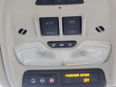 Used 2021 Buick Encore GX Essence w/ Advanced Technology Package image 21