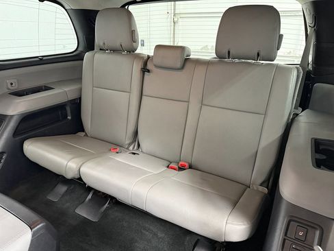 Used 2017 Toyota Sequoia Platinum AWD/4WD image 14