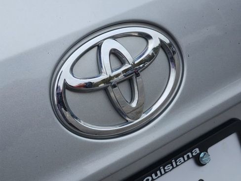 Certified 2025 Toyota Highlander LE image 6