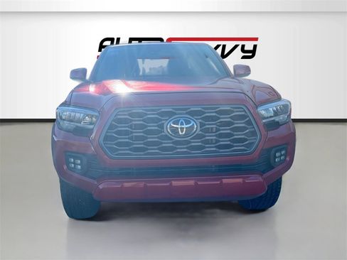 Used 2023 Toyota Tacoma TRD Off-Road image 2