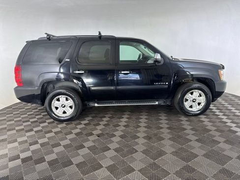 Used 2007 Chevrolet Tahoe LT w/ LT Preferred Equipment Group AWD/4WD image 4