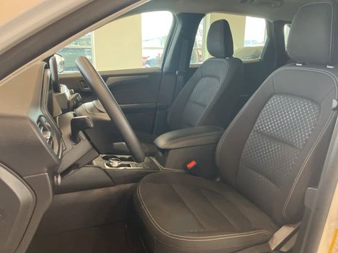 Used 2025 Ford Escape Active image 10