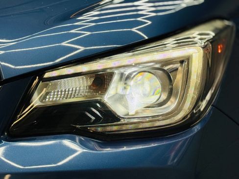 Used 2017 Subaru Forester 2.0XT Touring AWD/4WD image 20