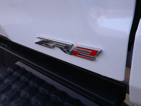 Certified 2024 Chevrolet Colorado ZR2 w/ Technology Package image 28