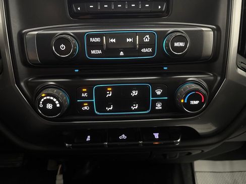 Used 2015 Chevrolet Silverado 2500 LT w/ LT Convenience Package AWD/4WD image 29