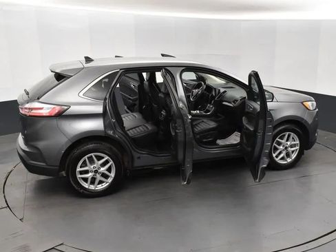 Used 2024 Ford Edge SEL AWD/4WD image 6