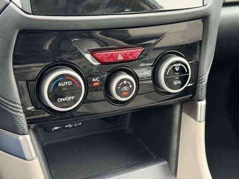 Used 2020 Subaru Forester Premium AWD/4WD image 5