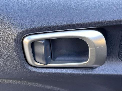 Certified 2025 Hyundai Venue Limited image 13