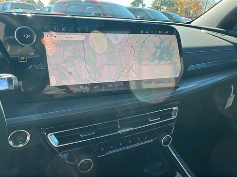 New 2026 Chevrolet Traverse LT w/ Midnight/Sport Edition image 26