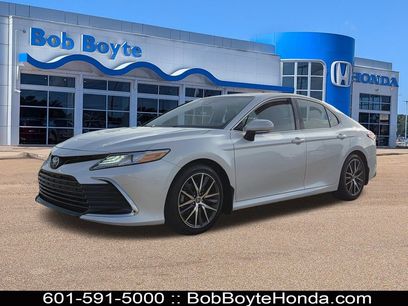 Used 2022 Toyota Camry XLE