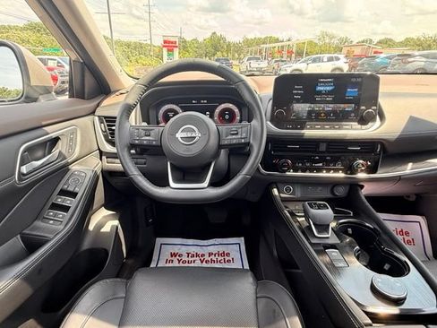Certified 2023 Nissan Rogue Platinum w/ Platinum Premium Package AWD/4WD image 25