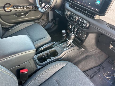 Used 2025 Jeep Wrangler Unlimited Sahara w/ Safety Group image 17