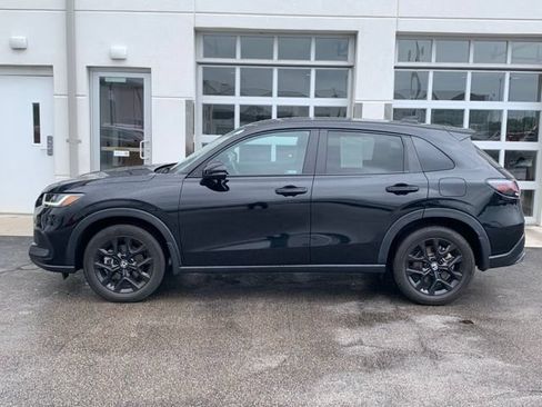 Used 2024 Honda HR-V Sport image 3