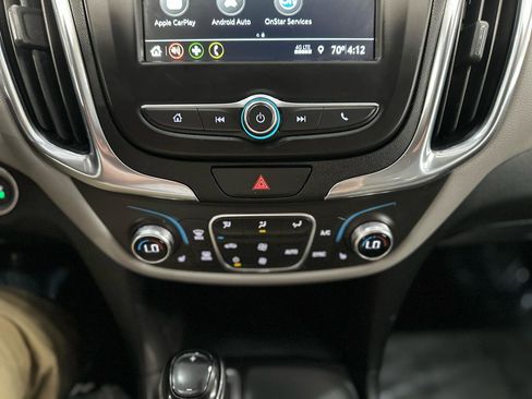 Used 2019 Chevrolet Equinox LT image 23