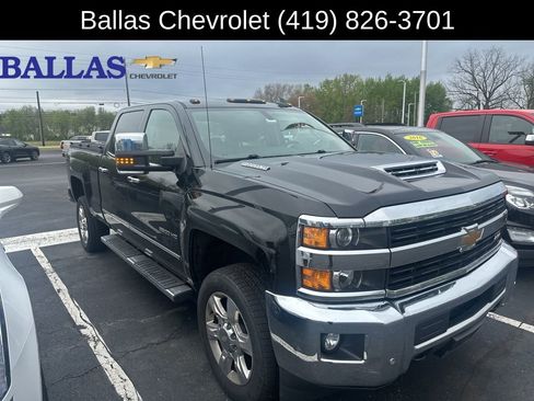 Used 2017 Chevrolet Silverado 2500 LTZ w/ Duramax Plus Package AWD/4WD image 2