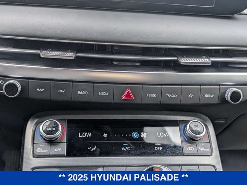 Used 2025 Hyundai Palisade Calligraphy AWD/4WD image 29