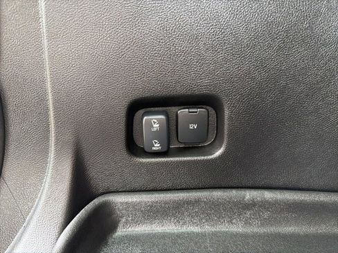 Certified 2024 Ford Edge Titanium image 27