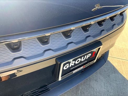 Used 2024 Jeep Wagoneer Launch Edition image 56