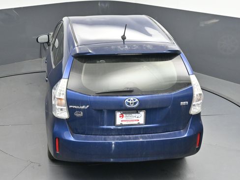 Used 2012 Toyota Prius V Two image 32
