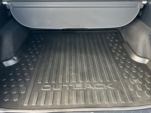 Used 2021 Subaru Outback Touring XT image 15