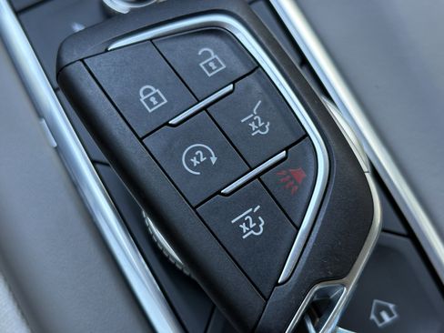Used 2024 Cadillac Escalade Sport Platinum w/ LPO, ONYX Package AWD/4WD image 38