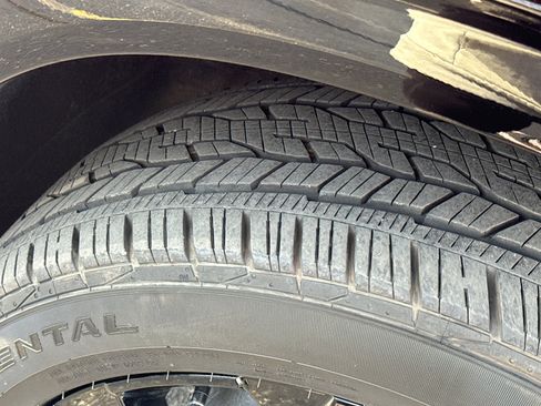 Certified 2024 Chevrolet Traverse RS w/ LPO, Floor Liner Package image 10