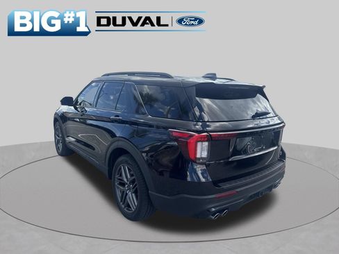 Used 2025 Ford Explorer ST w/ Sun And Sound Package RWD image 3