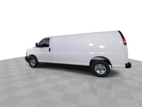 New 2025 GMC Savana 3500 Extended w/ Driver Convenience Package image 5