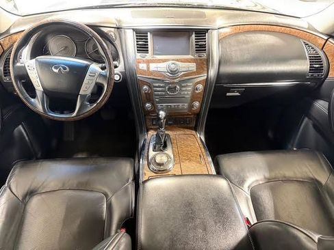 Used 2017 INFINITI QX80 4WD w/ Driver Assistance Package image 12