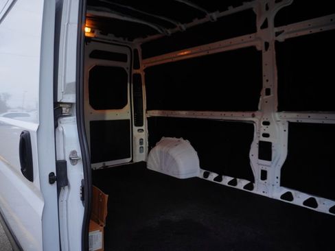 Used 2020 RAM ProMaster 2500 image 7