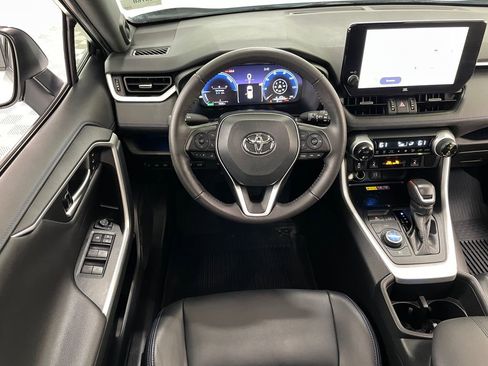 Used 2024 Toyota RAV4 XSE w/ Advanced Technology Package AWD/4WD image 23