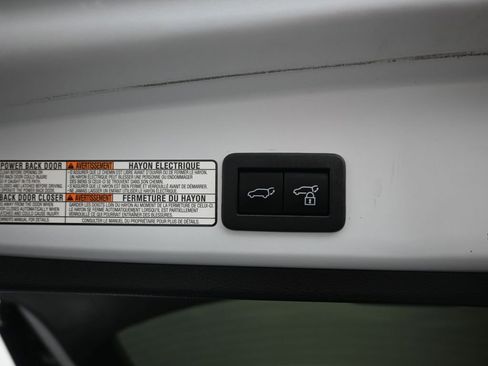 Used 2023 Toyota Corolla Cross AWD Hybrid w/ Convenience Package image 41
