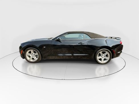 Used 2023 Chevrolet Camaro LT RWD image 5