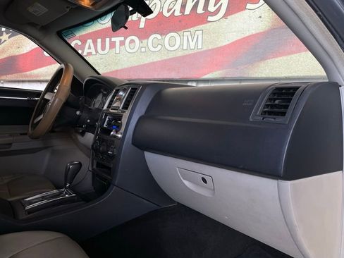 Used 2007 Chrysler 300 Touring image 22