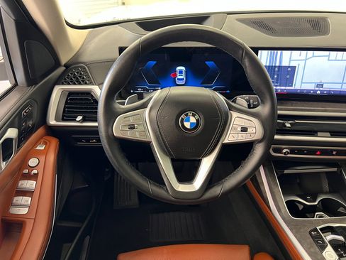 Used 2025 BMW X7 xDrive40i image 26