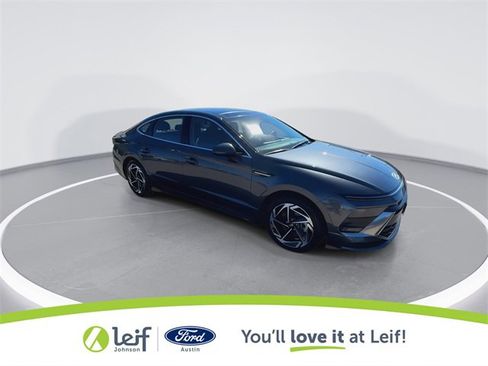 Used 2024 Hyundai Sonata SEL w/ Convenience Package image 2