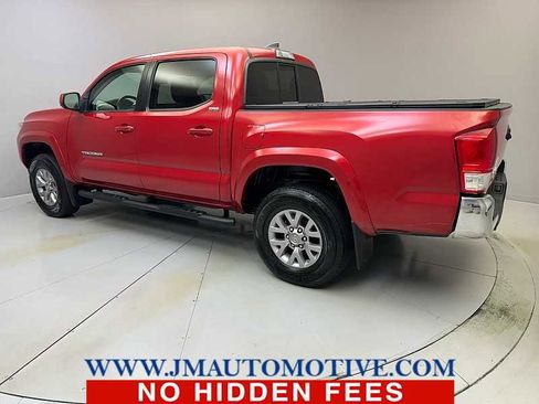 Used 2017 Toyota Tacoma SR5 image 3