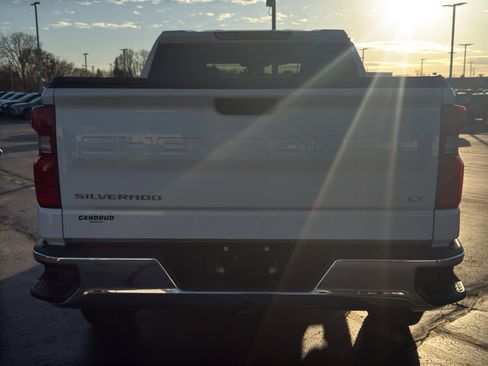 Used 2024 Chevrolet Silverado 1500 LT image 7