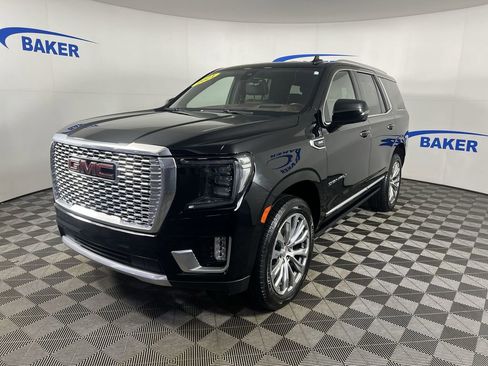 Used 2021 GMC Yukon Denali w/ Denali Premium Package image 5