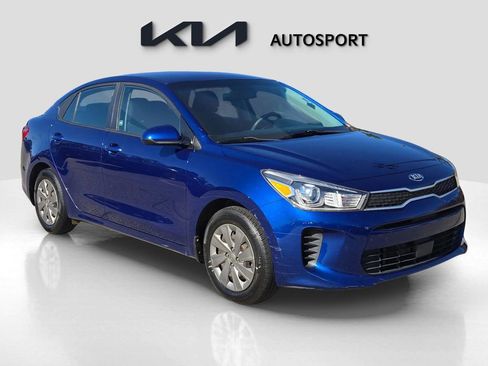Used 2019 Kia Rio S w/ Technology Package image 3