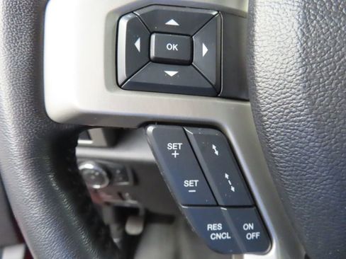 Used 2021 Ford F250 Lariat w/ Lariat Ultimate Package AWD/4WD image 47