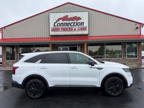 Used 2021 Kia Sorento S AWD/4WD image 3