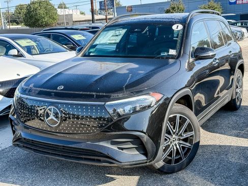 Used 2024 Mercedes-Benz EQB 350 4MATIC SUV image 1